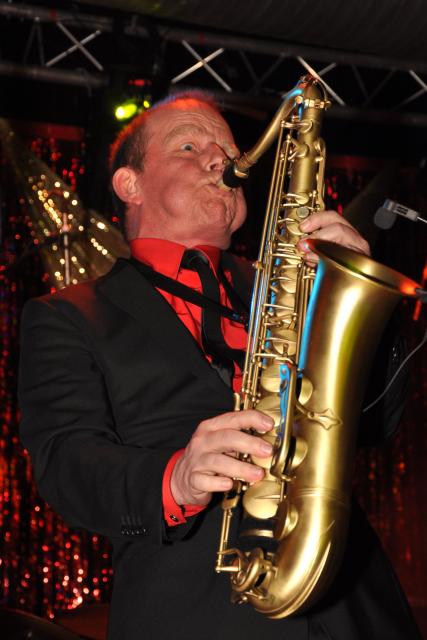 min 2010 11 13 fous swing 283